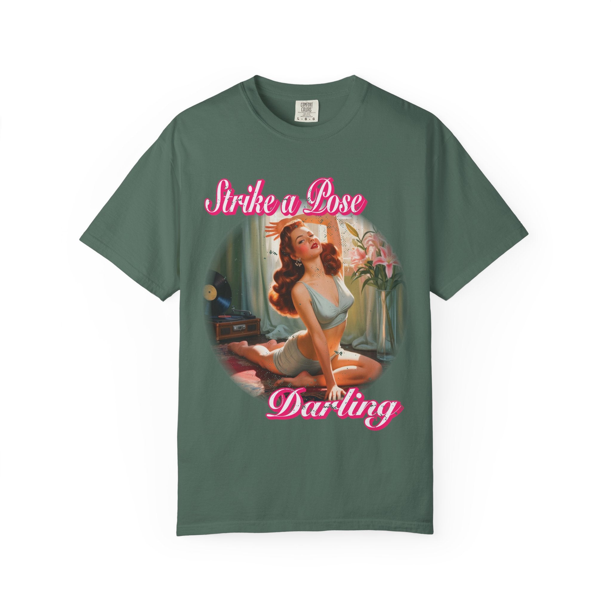 Vintage Pin-Up "Strike a Pose Darling" Graphic Tee – Retro 50s Aesthetic T-Shirt