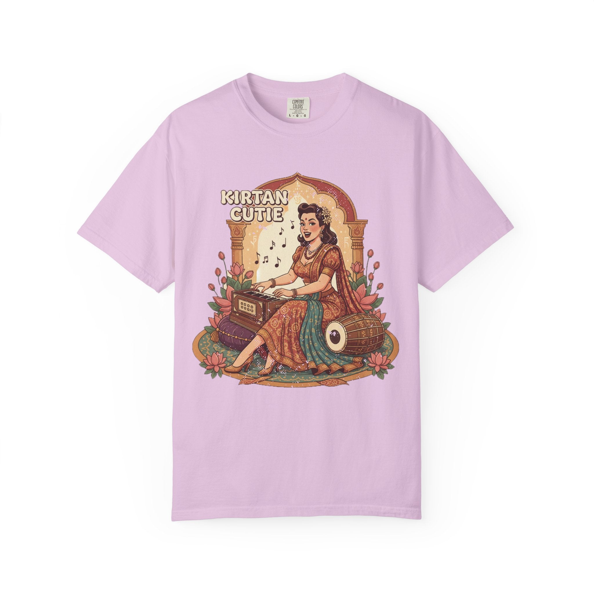 Kirtan Cutie Retro T-Shirt – Vintage Bhakti Yoga Harmonium Graphic Tee
