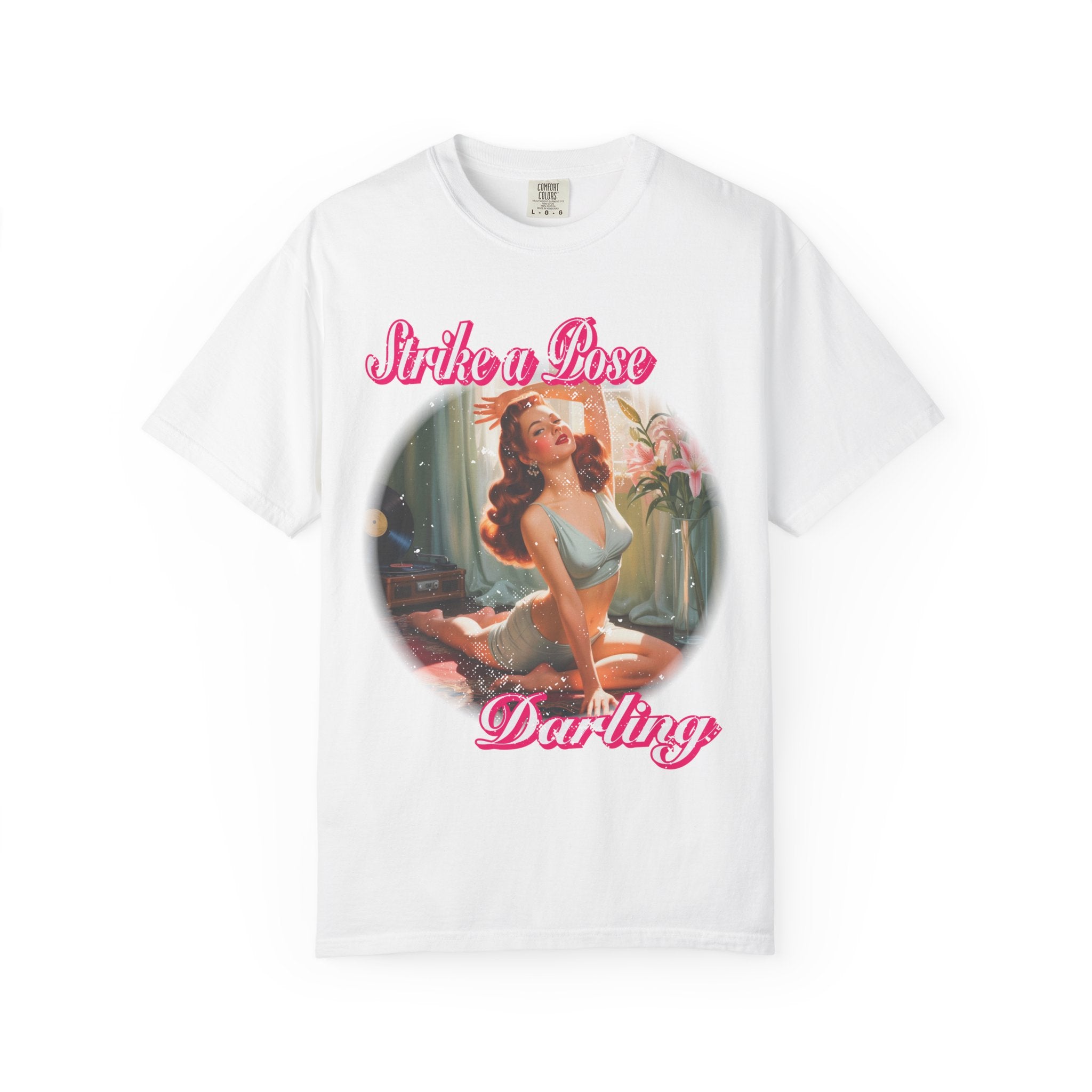Vintage Pin-Up "Strike a Pose Darling" Graphic Tee – Retro 50s Aesthetic T-Shirt