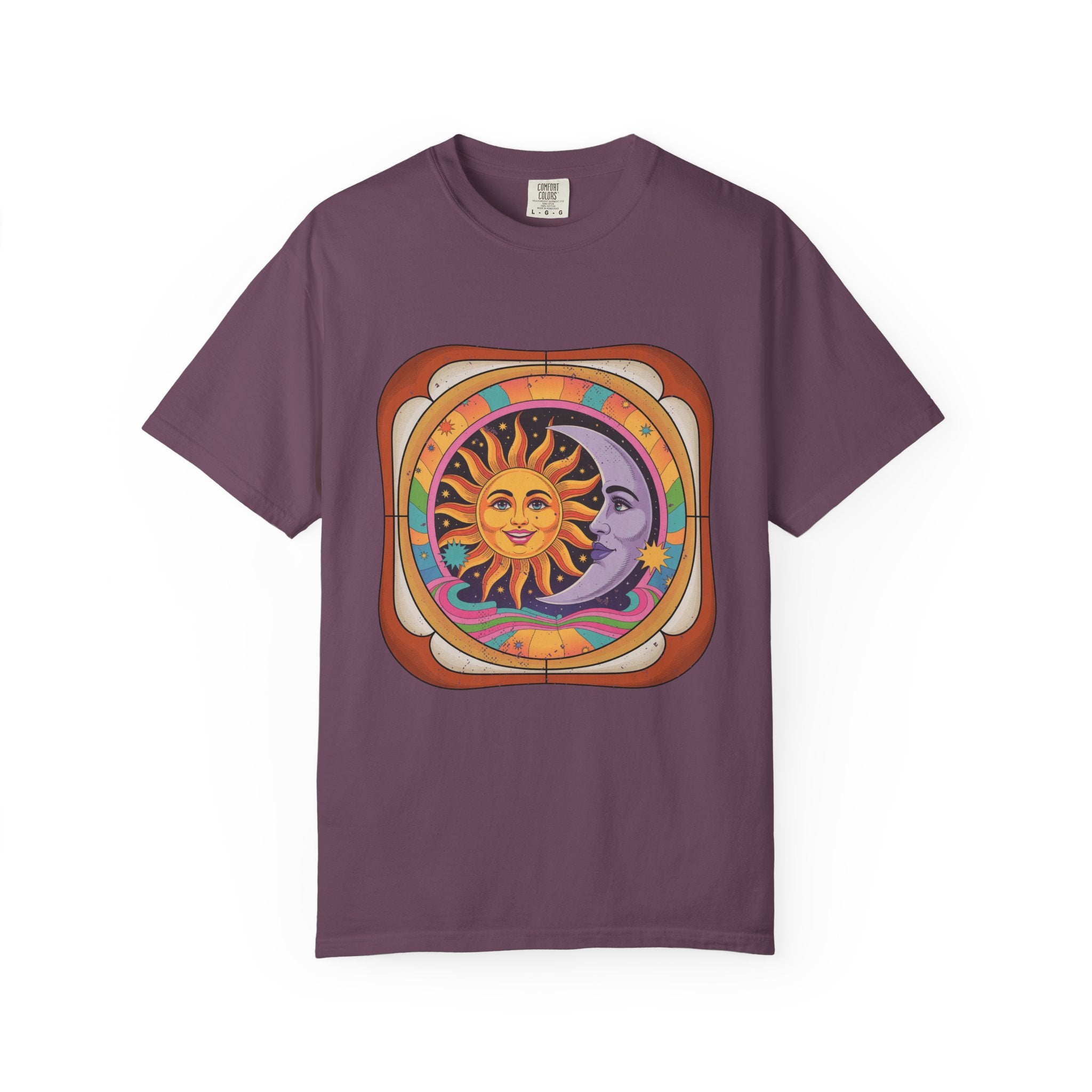 Vintage Sun and Moon Celestial T-Shirt – Retro 70s Astrology Graphic Tee