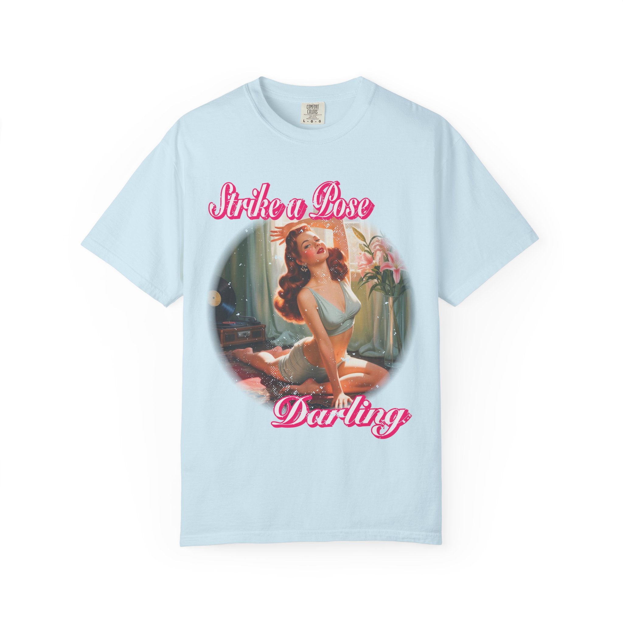 Vintage Pin-Up "Strike a Pose Darling" Graphic Tee – Retro 50s Aesthetic T-Shirt