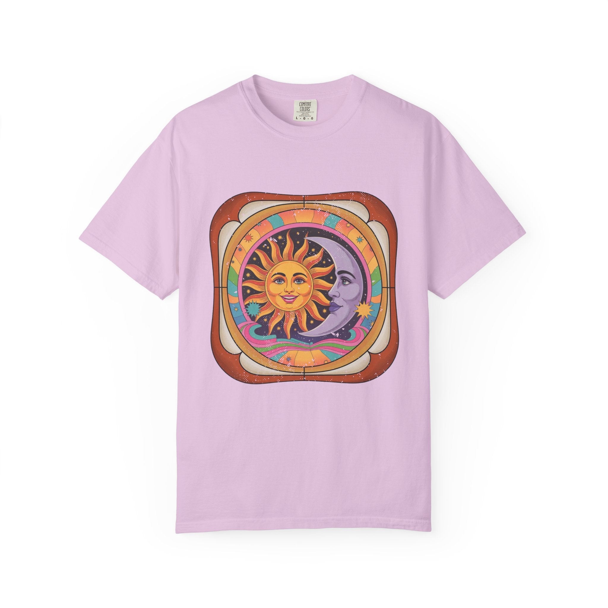 Vintage Sun and Moon Celestial T-Shirt – Retro 70s Astrology Graphic Tee