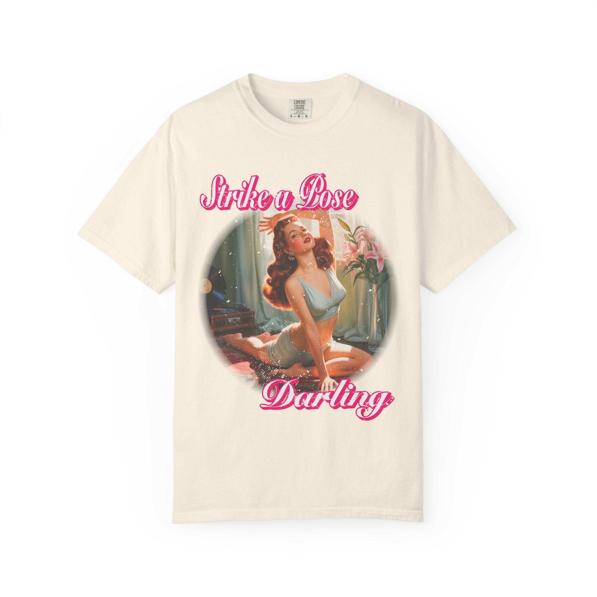 Vintage Pin-Up "Strike a Pose Darling" Graphic Tee – Retro 50s Aesthetic T-Shirt